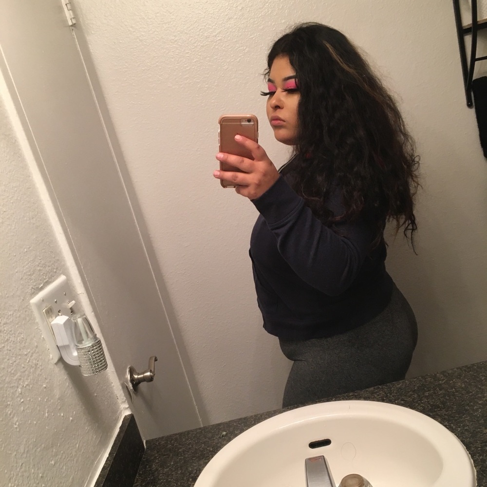 Meet your Posher, Maricela